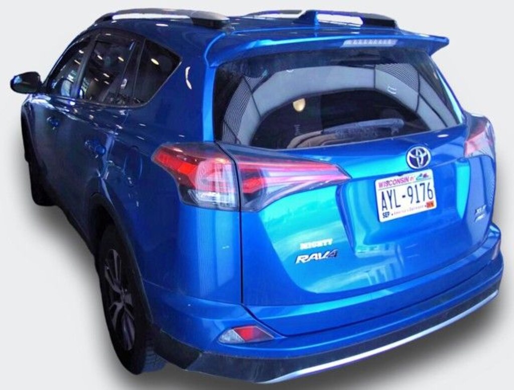 Used 2016 Toyota RAV4 XLE SUV