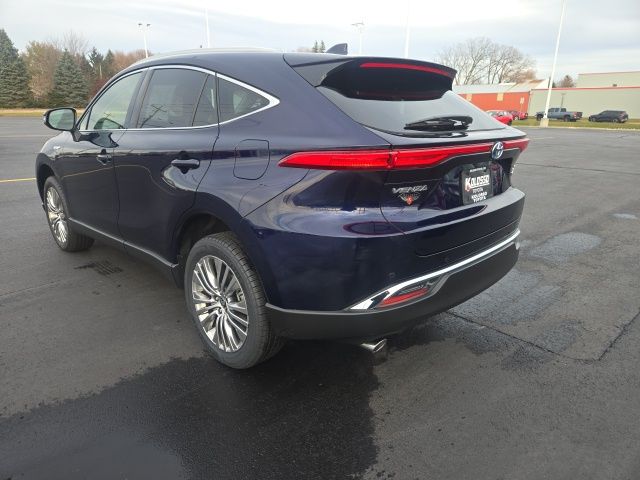 2021 Toyota Venza XLE photo 4