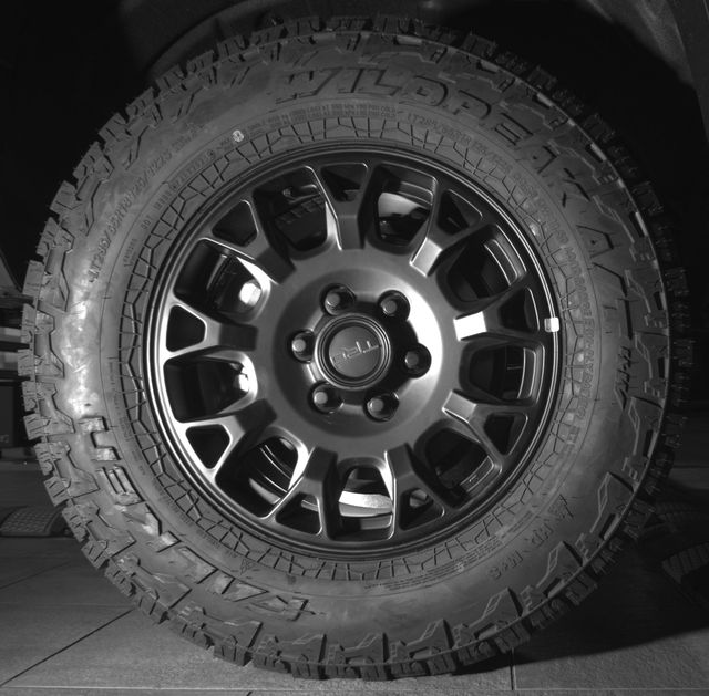 2026 Toyota 4Runner SR5 - Photo 12
