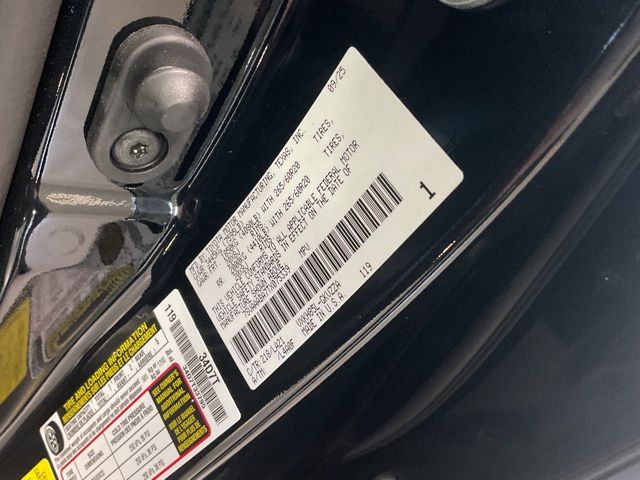 2026 Toyota Sequoia Platinum - Photo 27