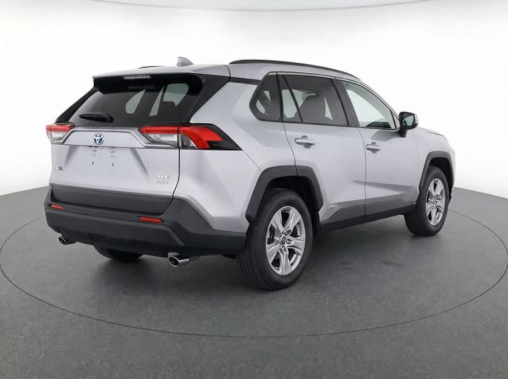 Used 2023 Toyota RAV4 Hybrid XLE SUV
