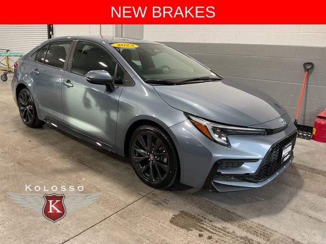 2023 Toyota Corolla SE's photo