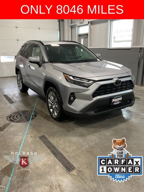 2024 Toyota RAV4 XLE Premium's photo
