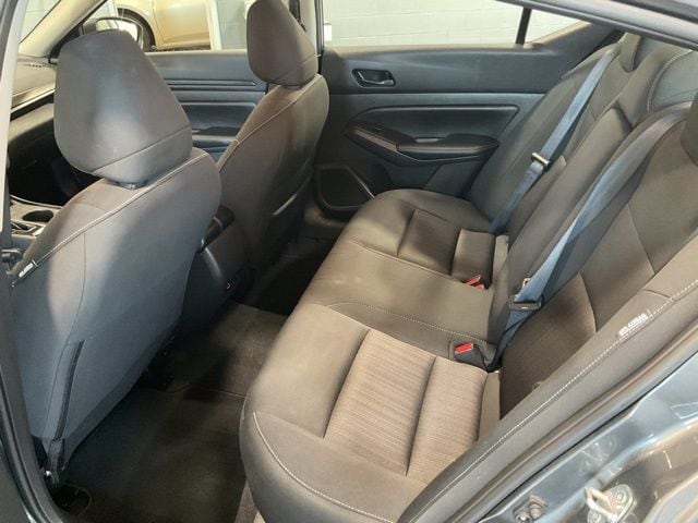 2025 Nissan Altima SV - Photo 18
