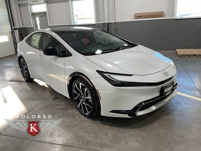 2026 Toyota Prius XSE Premium's photo