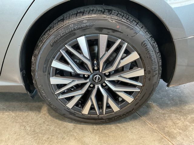 2025 Nissan Altima SV - Photo 7