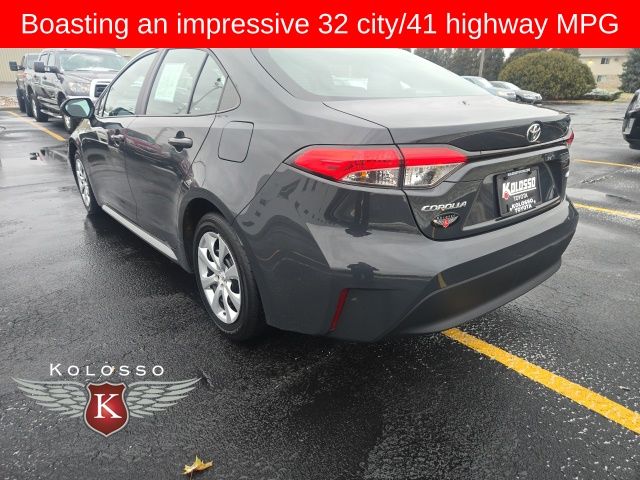 2023 Toyota Corolla LE photo 4