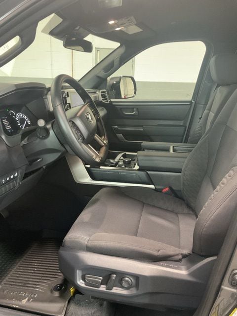 2026 Toyota Tundra SR5 - Photo 14