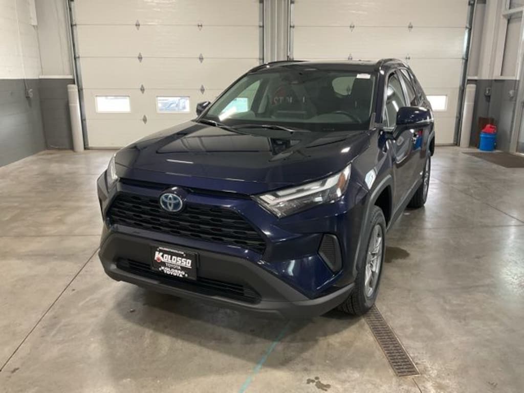 Used 2022 Toyota RAV4 Hybrid XLE SUV