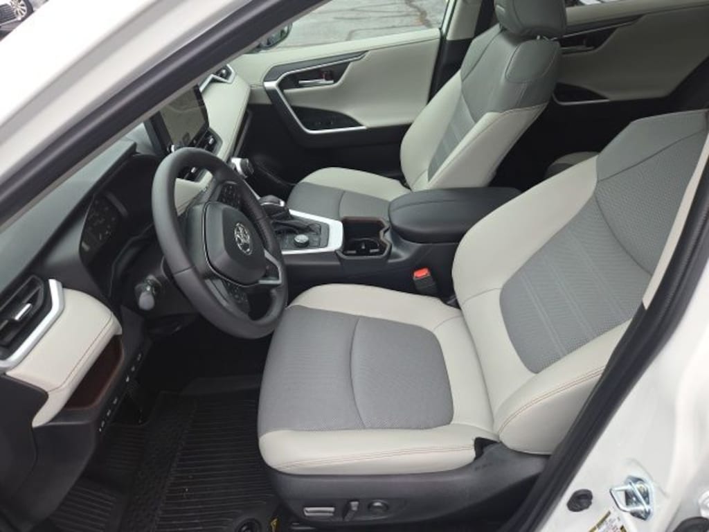Used 2025 Toyota RAV4 Limited SUV