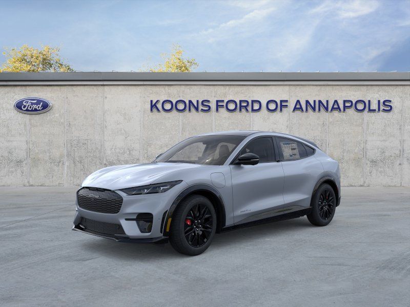 2025 Ford Mustang-Mach-e Premium's photo