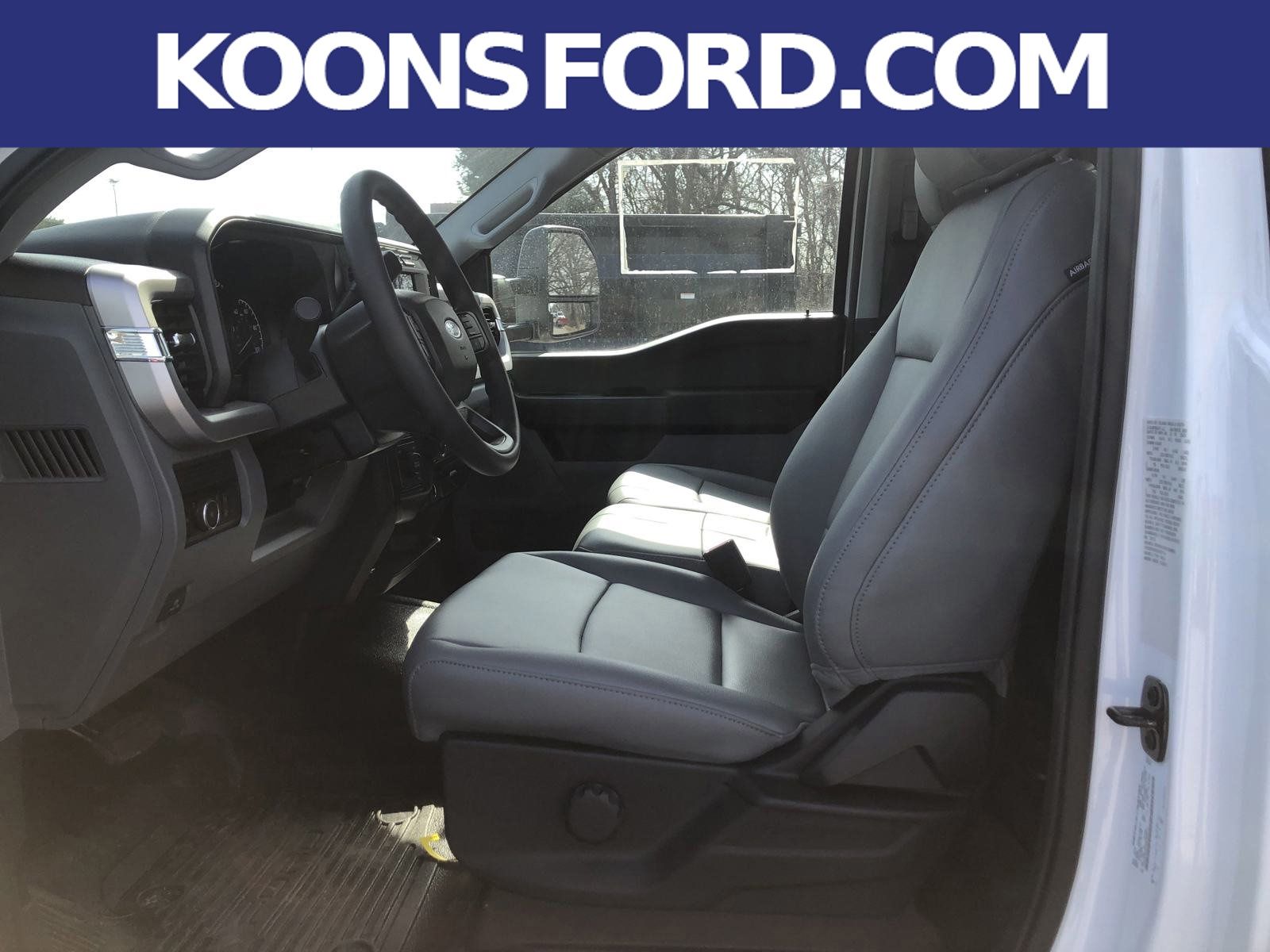 2024 Ford F-550 Super Duty Chassis Cab XL - Photo 11
