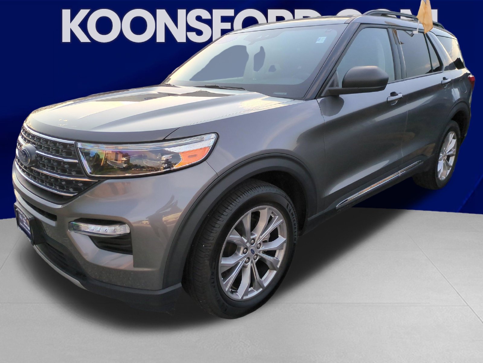 2023 Ford Explorer XLT SUV