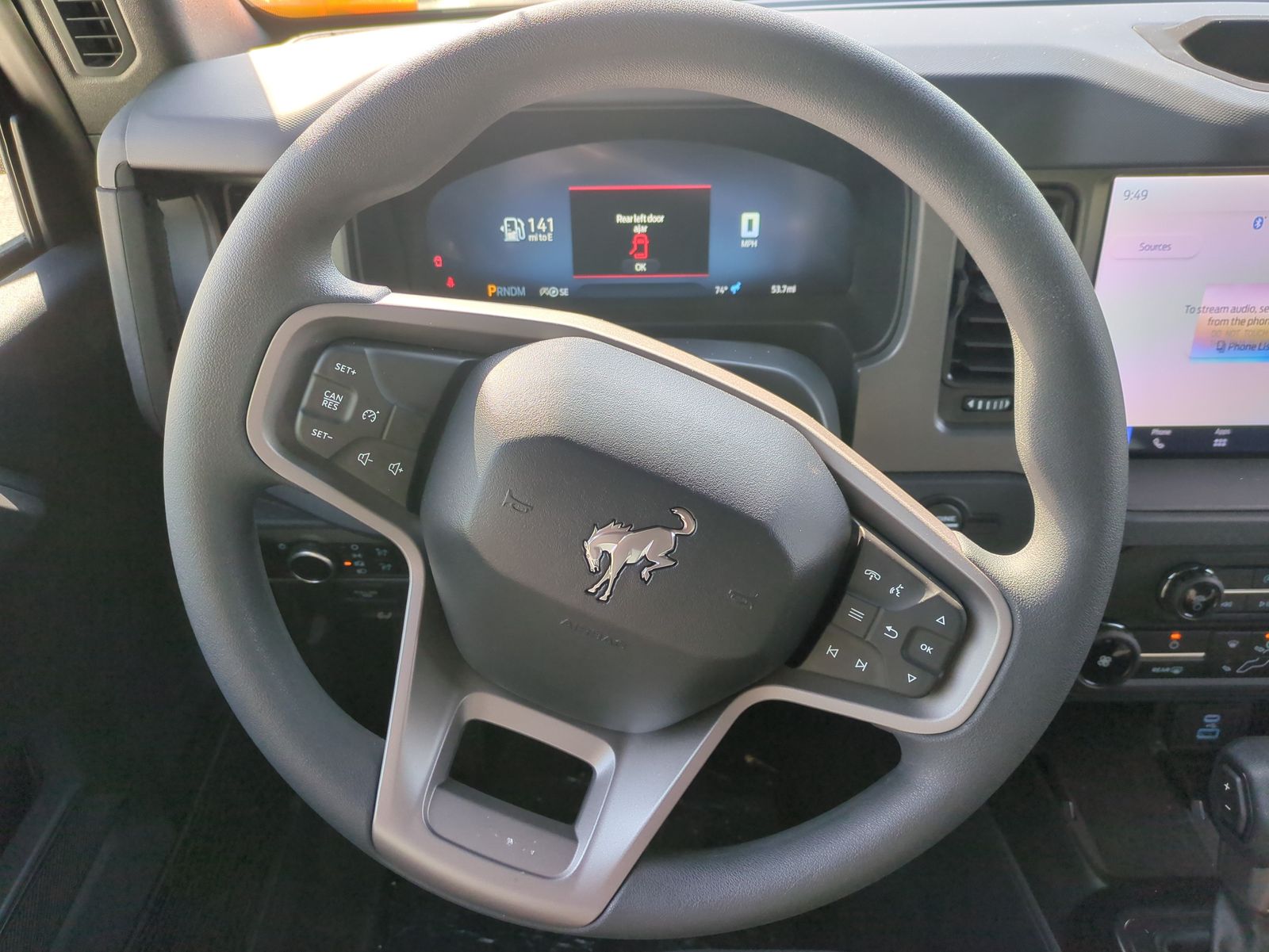 2025 Ford Bronco 4-Door Base - Photo 14