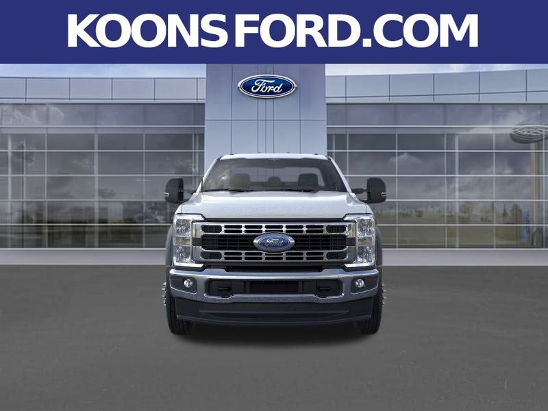 2026 Ford F-550 photo 4
