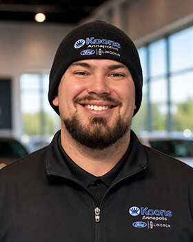 Staff member Andrew Carpenter from 4961d5c279fe
