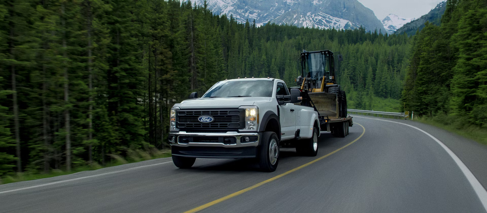 2027 Ford Super Duty heavy-duty towing capability comparison