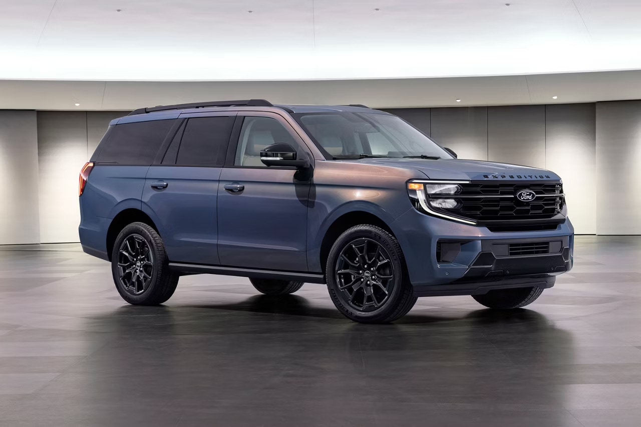 2027 Ford Expedition Platinum with 30th Anniversary Appearance Package