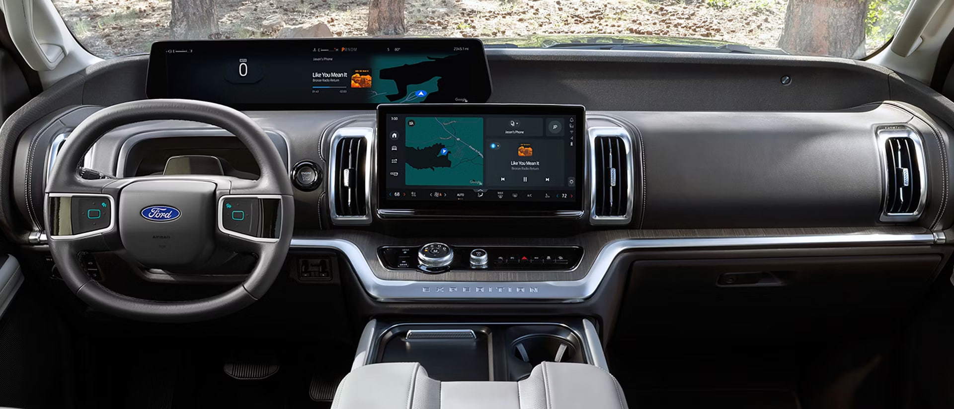 2027 Ford Expedition 24-inch panoramic display and technology