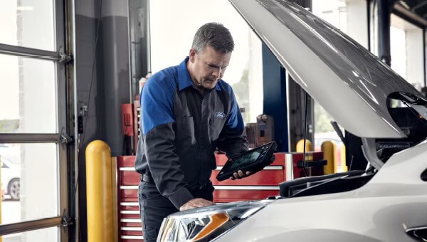 Koons Ford Super Duty service department image