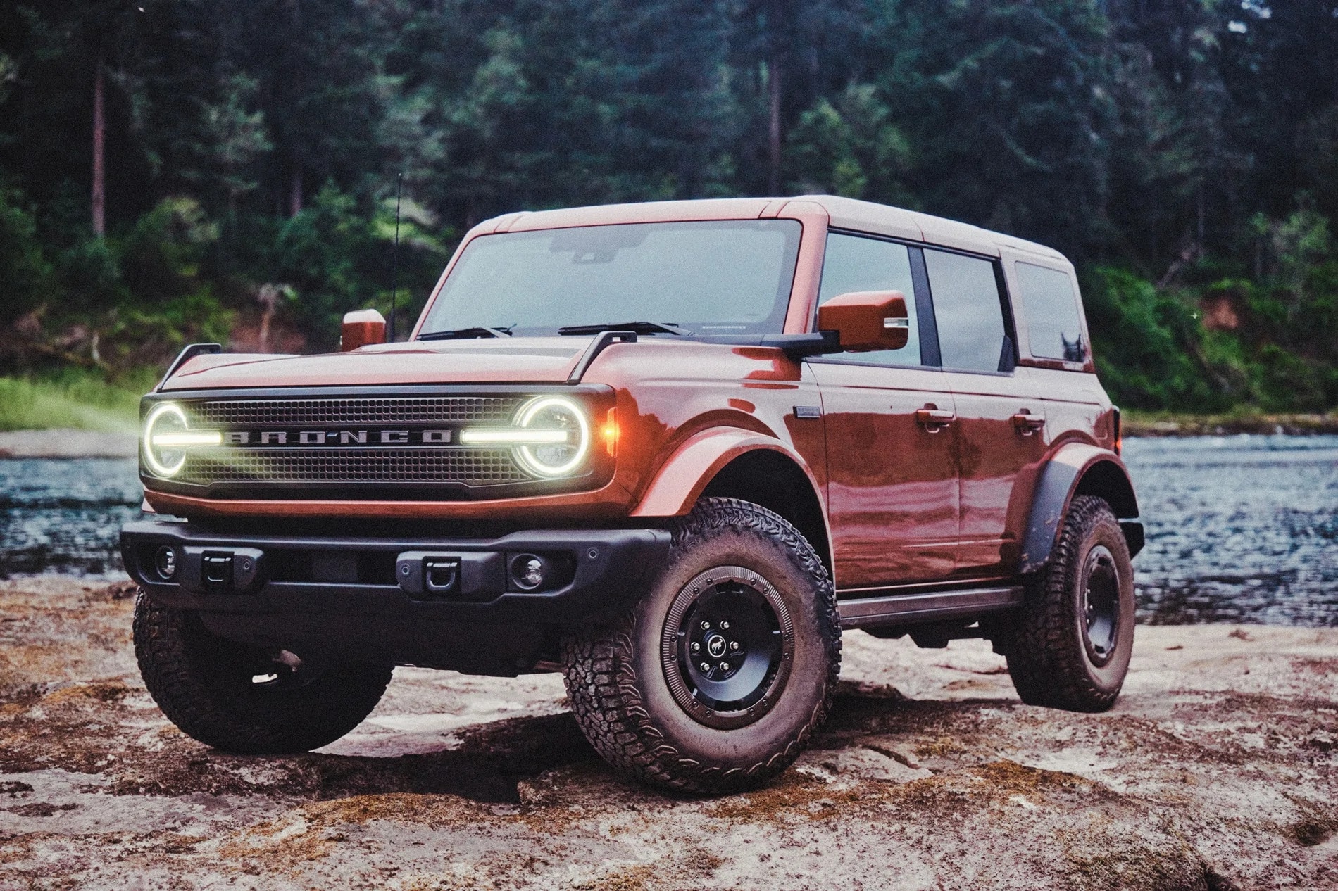 2027 Ford Bronco Filson twin-turbo EcoBoost V6 engine architecture