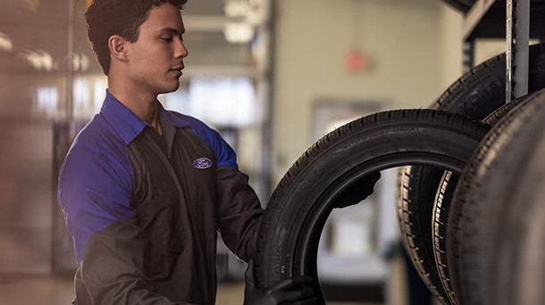 2027 Ford Expedition tire rotation service