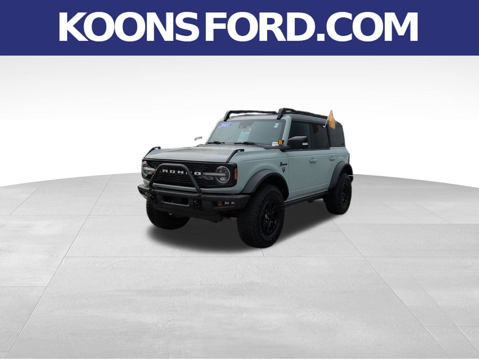 2021 Ford Bronco 4-Door First Edition's photo