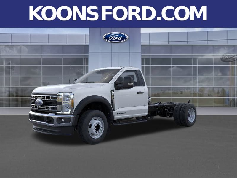 2025 Ford F-600 Super Duty Chassis Cab XL's photo