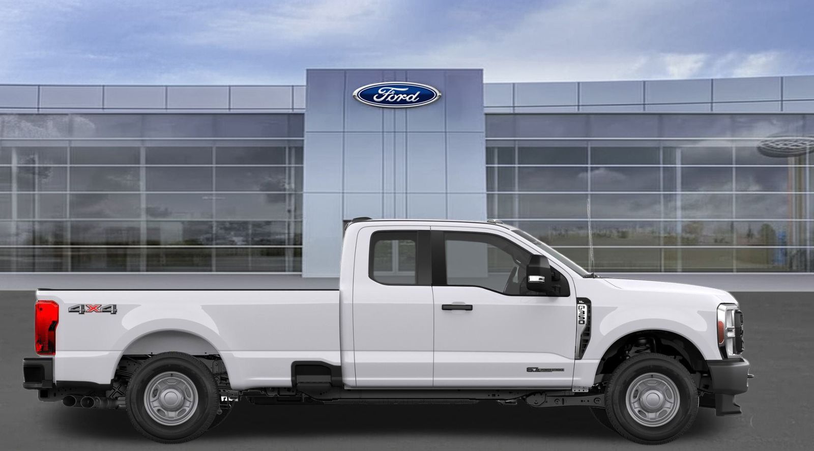 2026 Ford F-350 photo 3