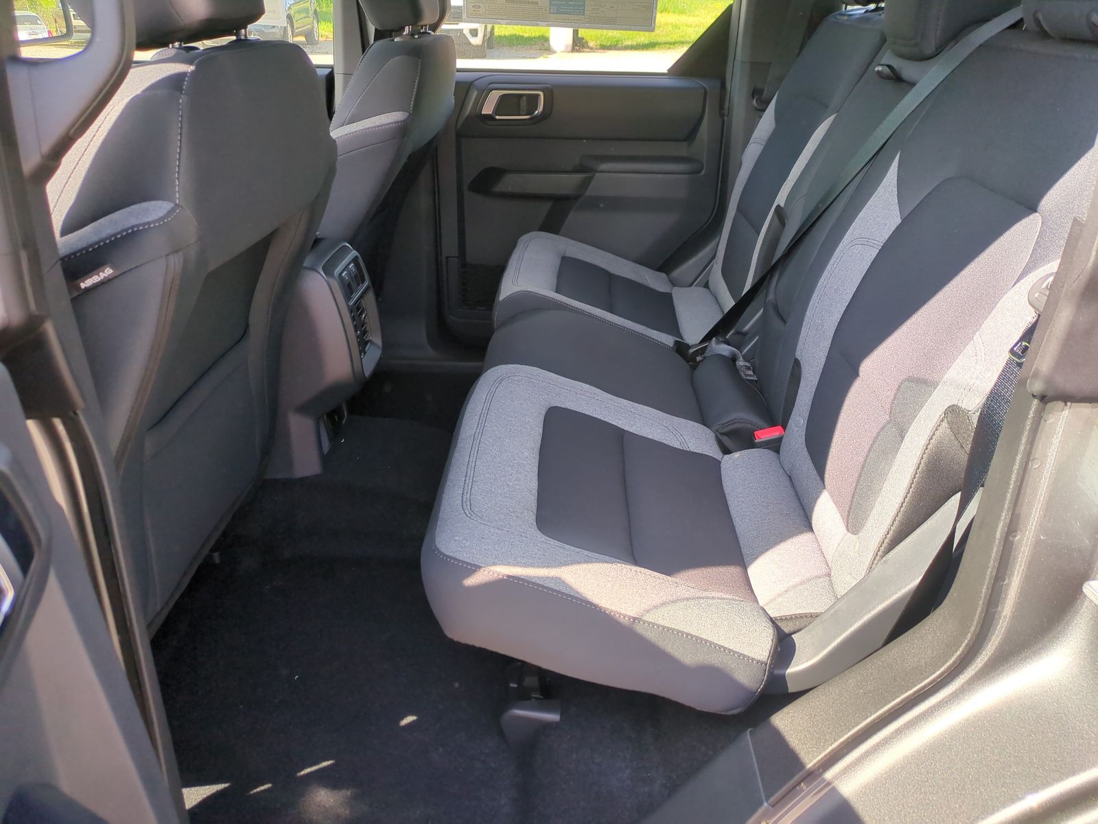 2025 Ford Bronco 4-Door Base - Photo 22