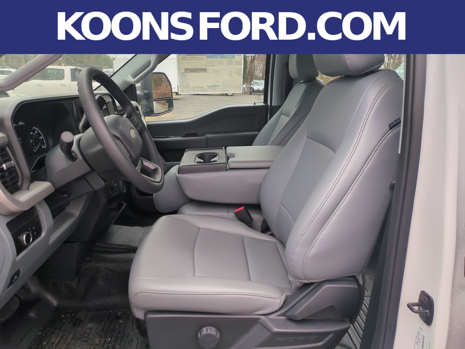 2024 Ford F-450 Super Duty Chassis Cab XL - Photo 10