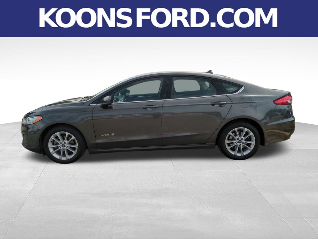 Used 2019 Ford Fusion Hybrid SE Sedan