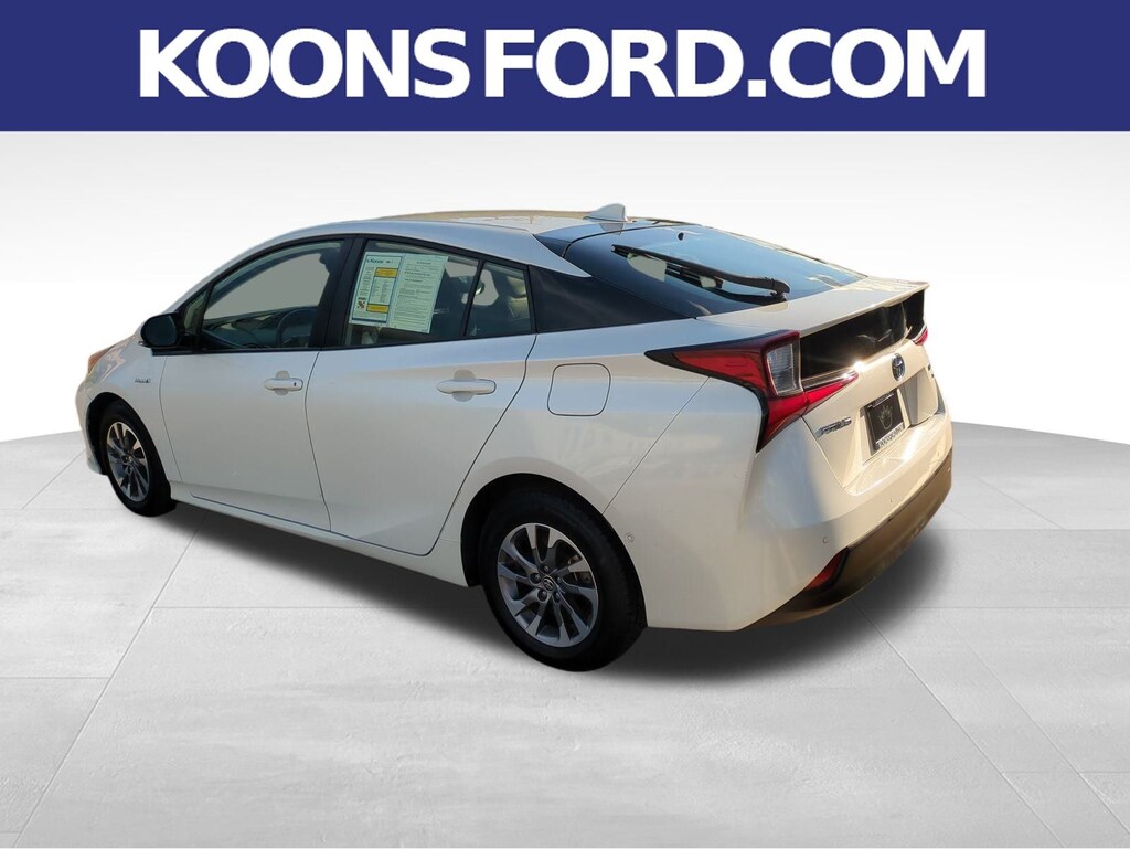 Used 2019 Toyota Prius XLE Hatchback