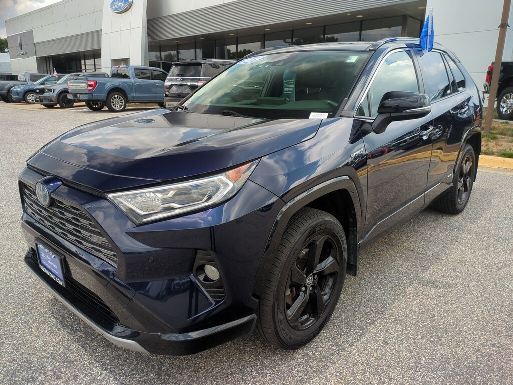 Used 2019 Toyota RAV4 Hybrid XSE SUV