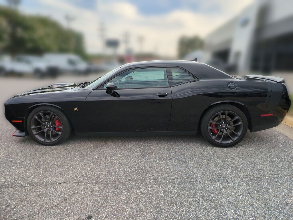Used 2022 Dodge Challenger R/T Scat Pack Coupe