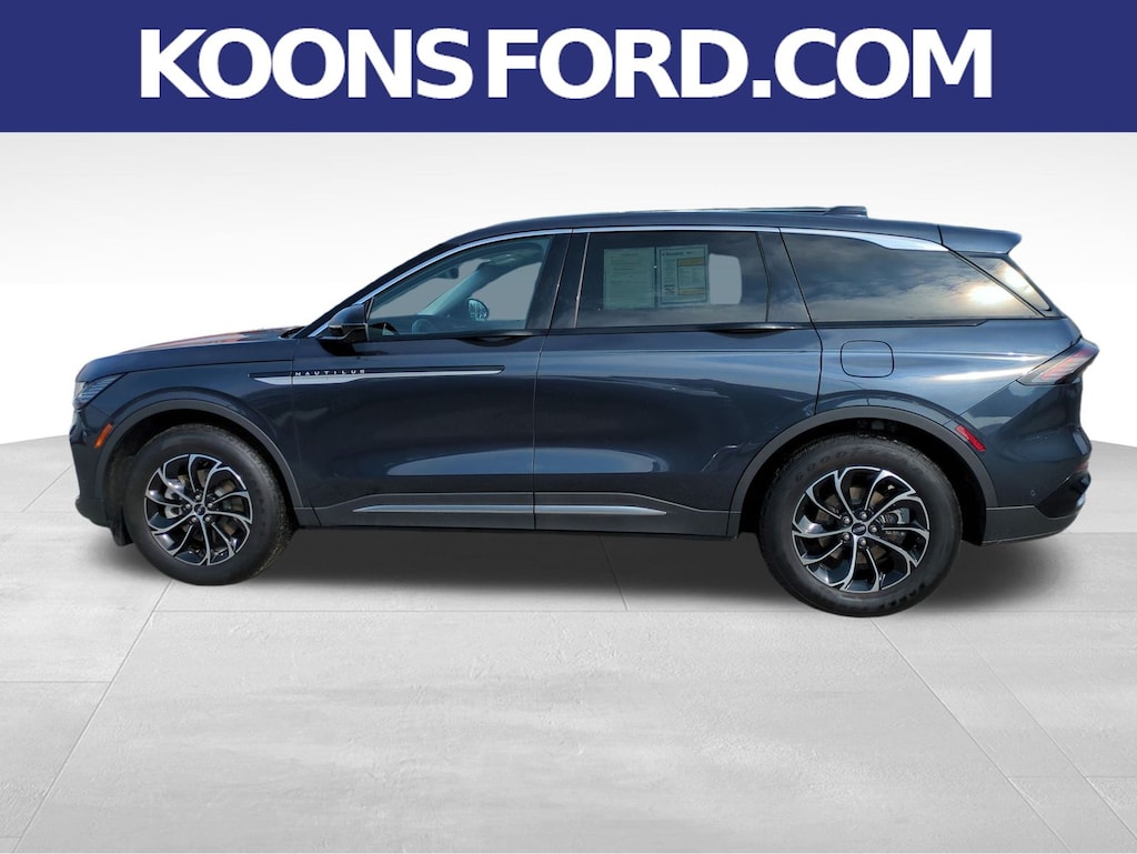 Used 2024 Lincoln Nautilus Premiere SUV