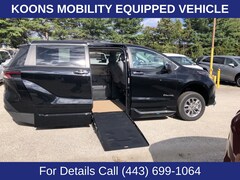 2024 Toyota Sienna XLE Minivan/Van
