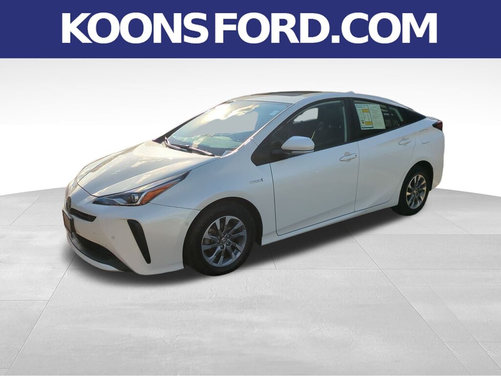 Used 2019 Toyota Prius XLE Hatchback