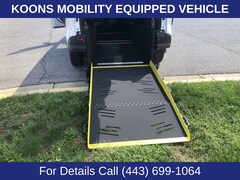 2024 Toyota Sienna LE Minivan/Van