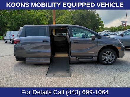 2025 Honda Odyssey Touring Minivan/Van
