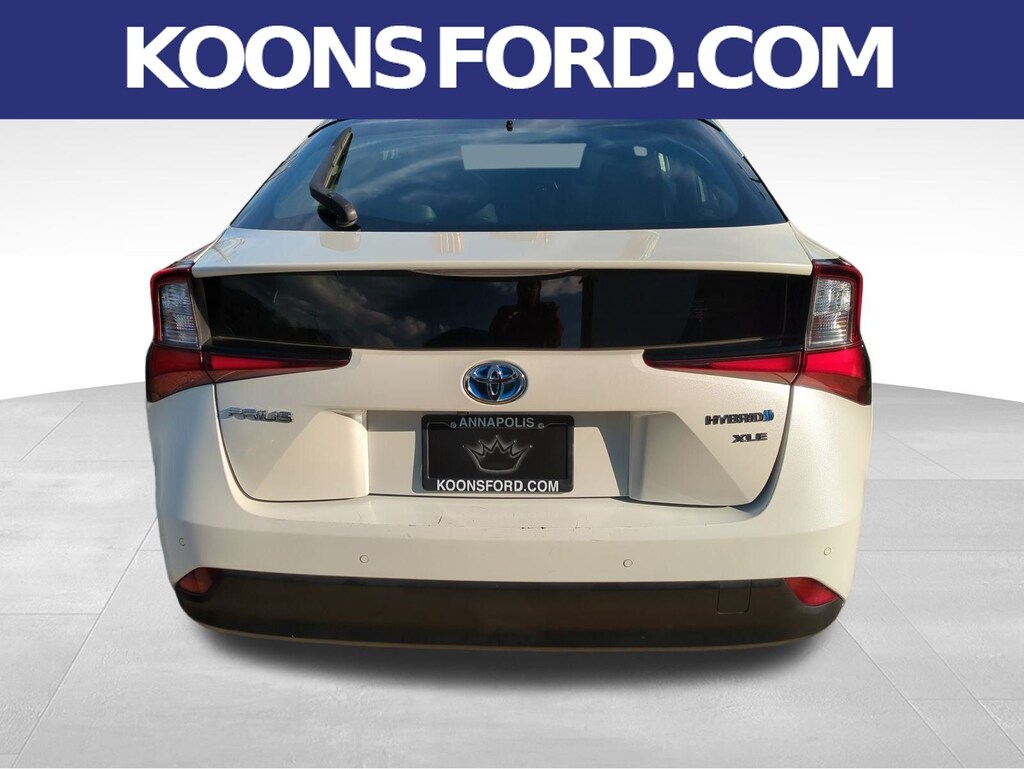 Used 2019 Toyota Prius XLE Hatchback