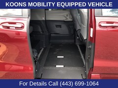 2024 Toyota Sienna XLE Minivan/Van