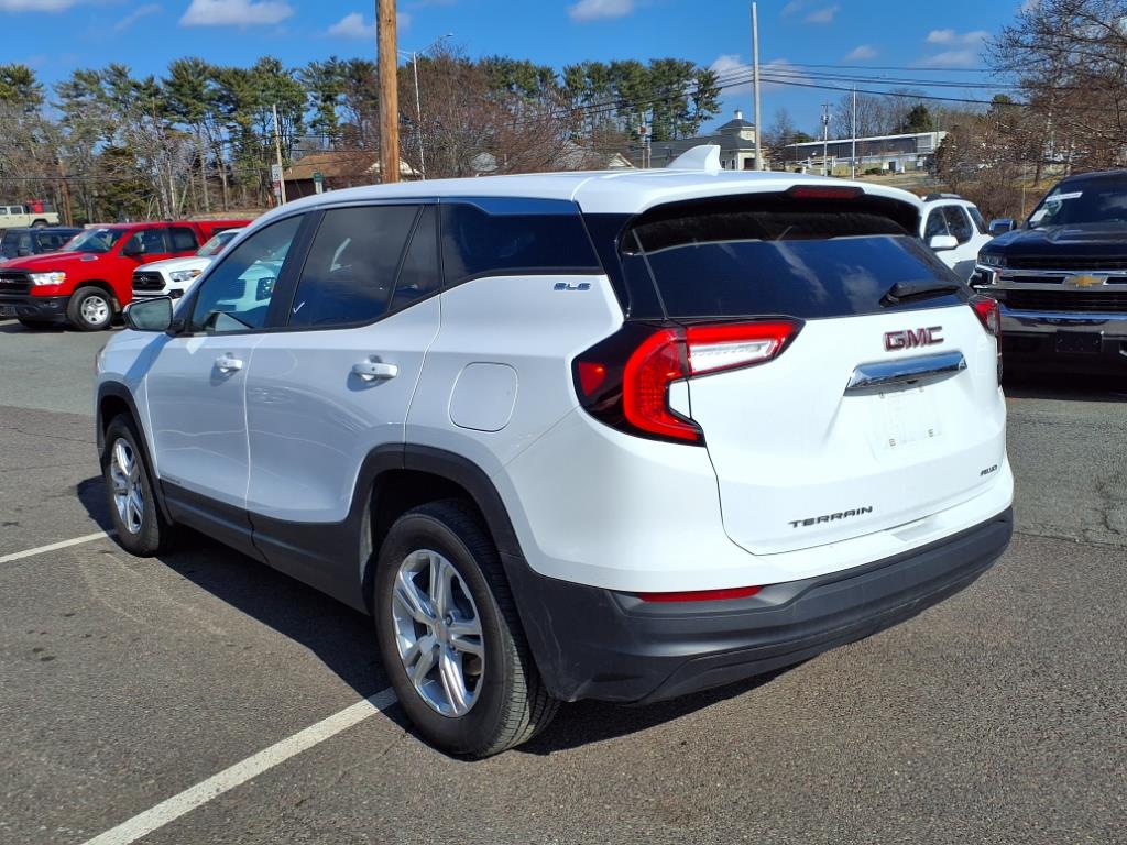 2024 Gmc Terrain SLE photo 4