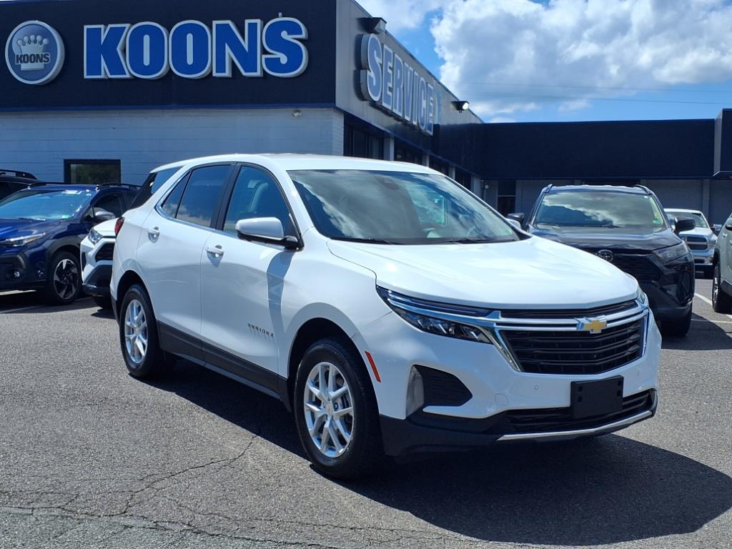 2024 Chevrolet Equinox LT's photo