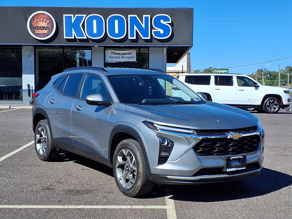 2024 Chevrolet Trax LT's photo