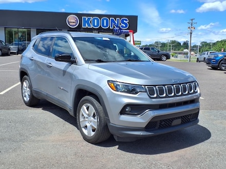 2022 Jeep Compass Latitude SUV
