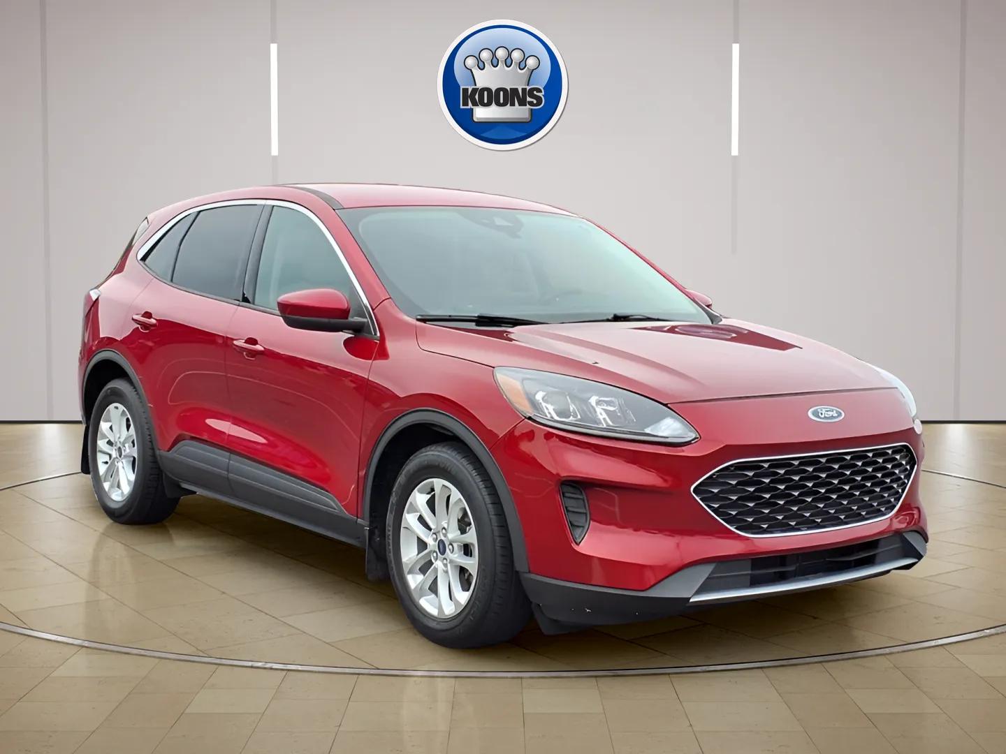 2020 Ford Escape SE's photo