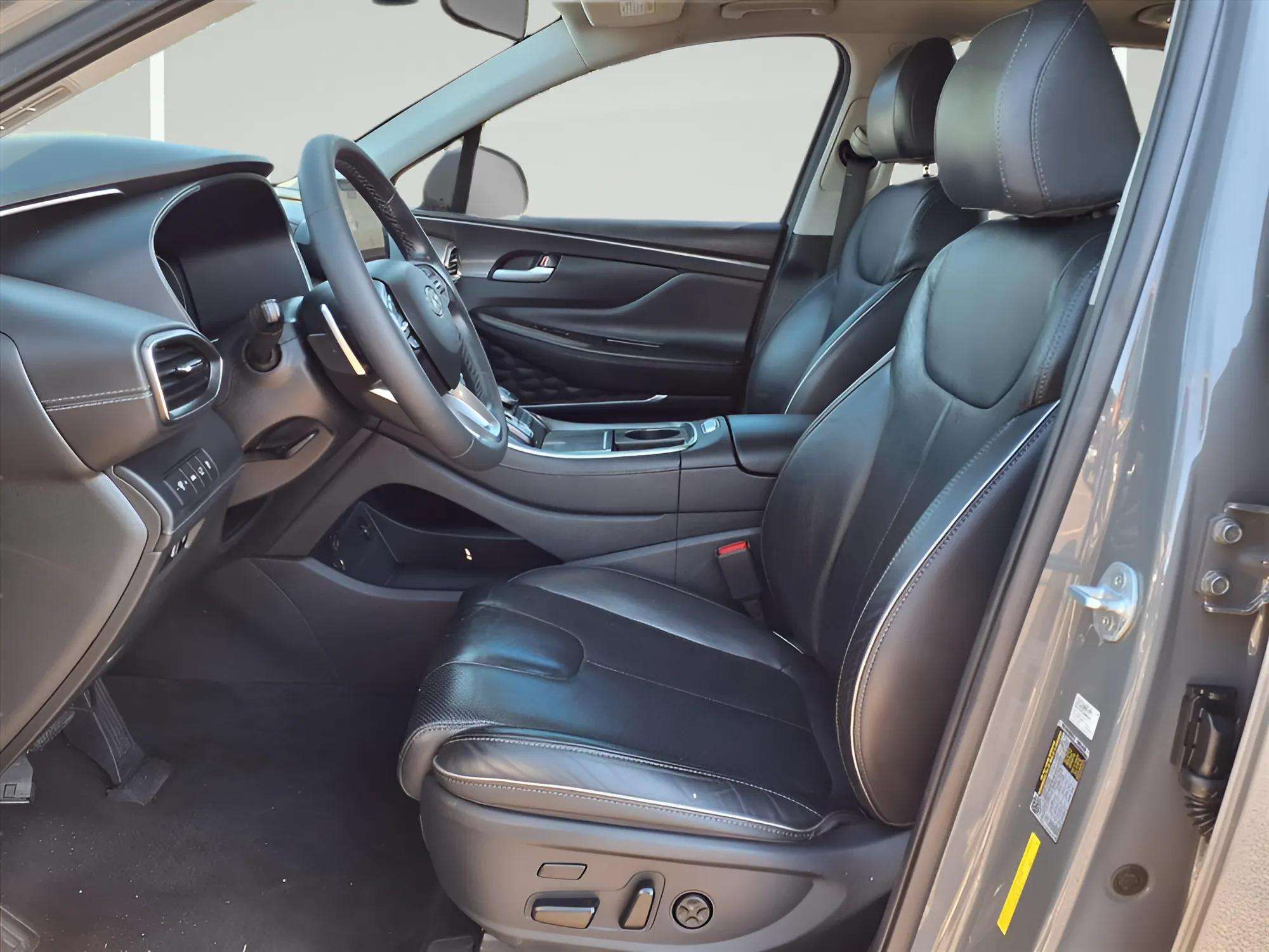 2021 Hyundai Santa Fe Limited - Photo 11