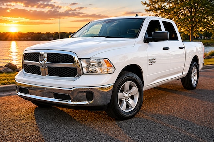 2023 Ram 1500 Classic SLT Truck Crew Cab