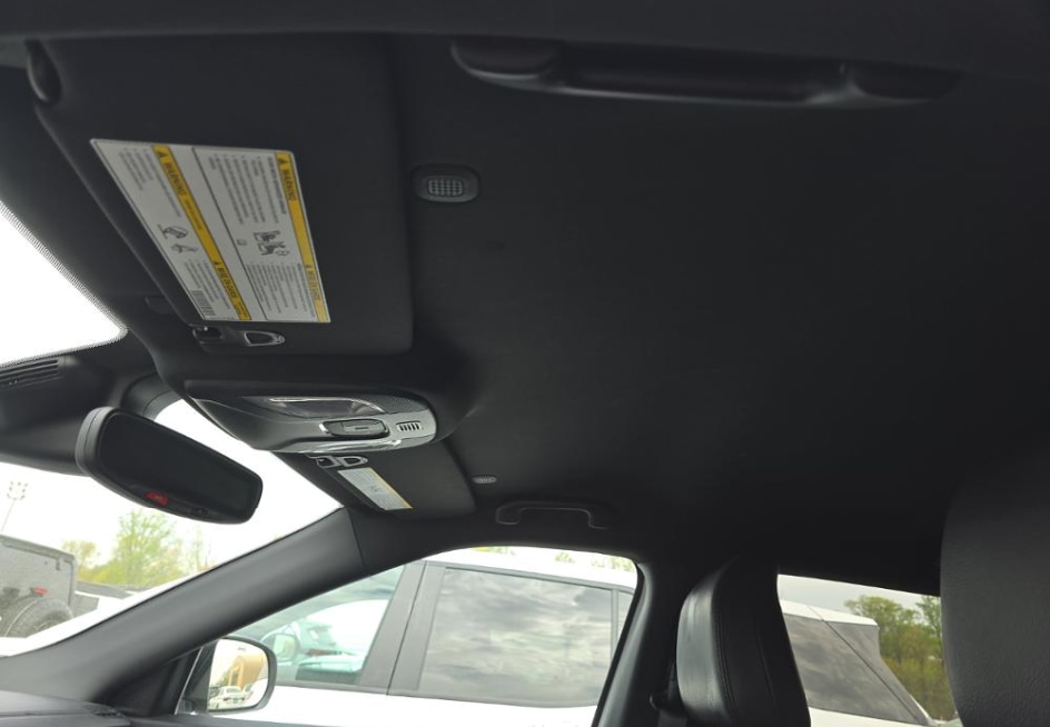 2025 Jeep Compass Limited - Photo 15